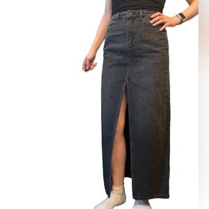 Trendy Black Denim Maxi Skirt with Front Slit - Size XXS
